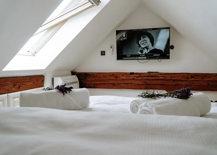 Dom Hany Hegerovej Apartment Hurbanovo