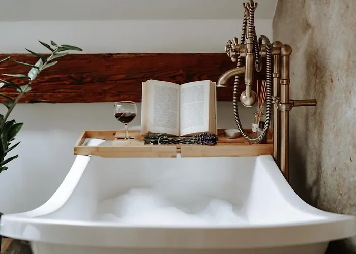 Dom Hany Hegerovej Apartment Hurbanovo